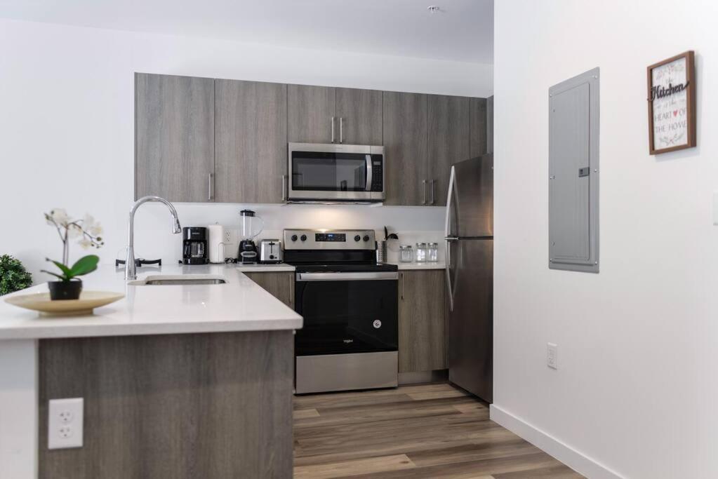 Awesome Townhouse 15 Minutes From The Beach Miami Exteriér fotografie