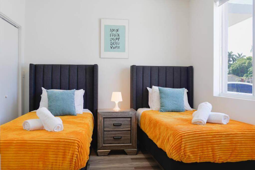Awesome Townhouse 15 Minutes From The Beach Miami Exteriér fotografie