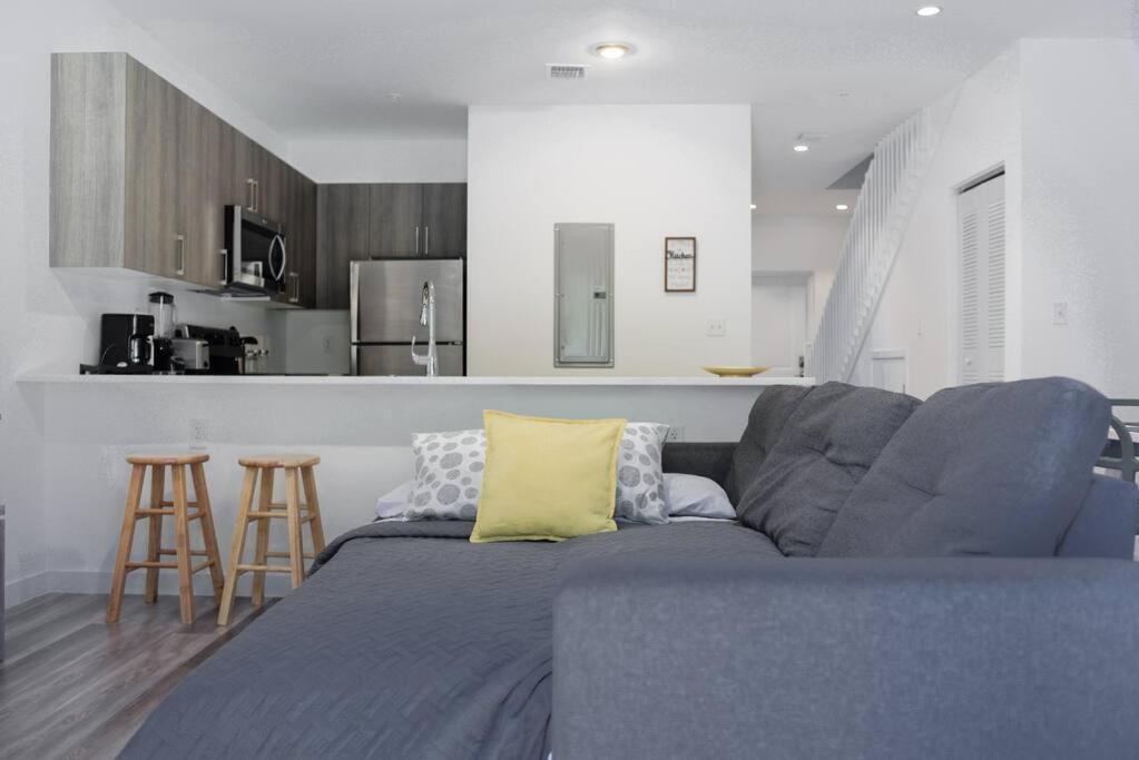 Awesome Townhouse 15 Minutes From The Beach Miami Exteriér fotografie